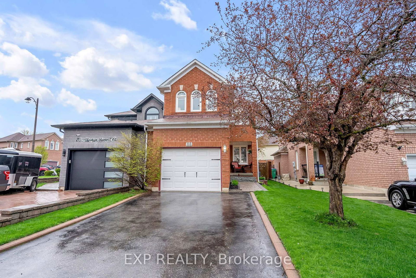 Detached House for sale at 88 Alaskan Summit Court, Brampton, Sandringham-Wellington, L6R 1N9 - MLS: W12119695