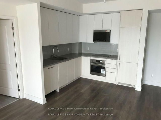 1010 - 297 Oak Walk Drive