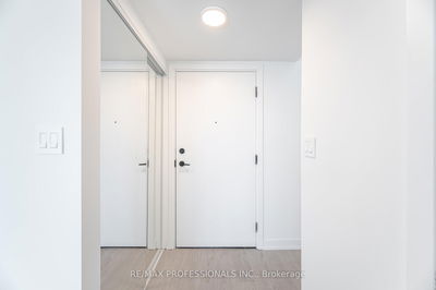 Unit 903 — 556 Marlee Ave, Toronto - Yorkdale-Glen Park image-0-4