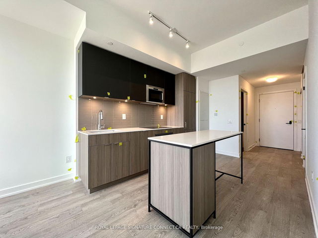 516 - 220 Missinnihe Way