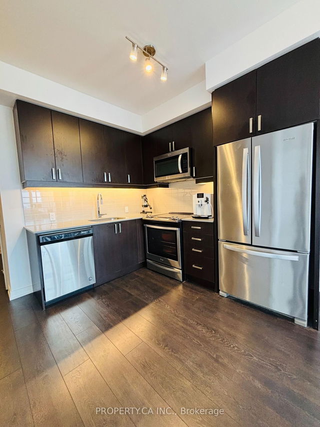 902 - 8 Nahani Way