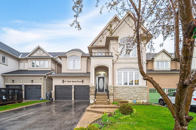 44 Eaglesprings Crescent