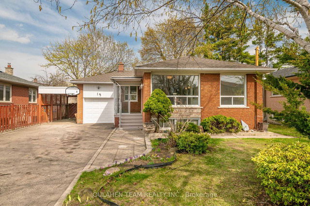 Main - 19 Belleglade Court