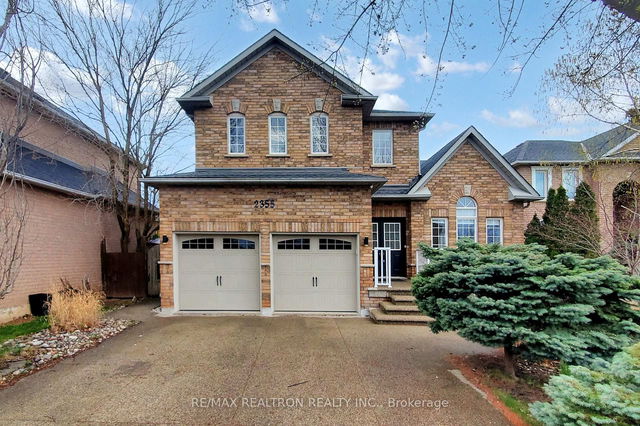 2355 Woodridge Way