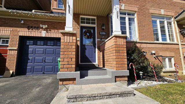 5586 Waterwind Crescent
