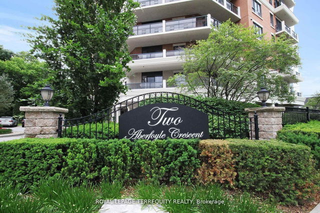 1201 - 2 Aberfoyle Crescent