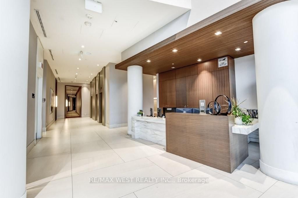 Condo for sale at 807-20 Brin Drive, Toronto, Edenbridge-Humber Valley, M8X 0B2 - MLS: W12120558