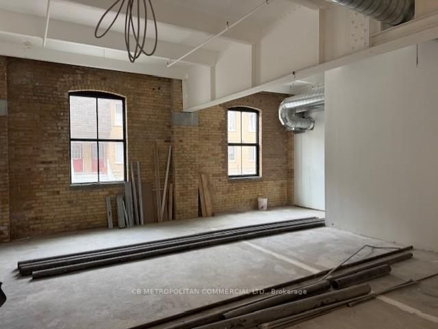 2B - 30 Powerhouse St, Toronto, M6H 0C6 | Image 2