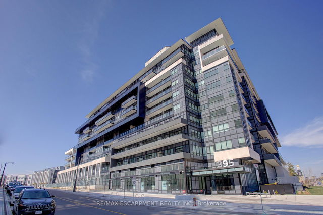 413 - 395 Dundas Street