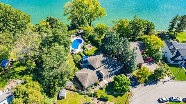 822 Danforth Place