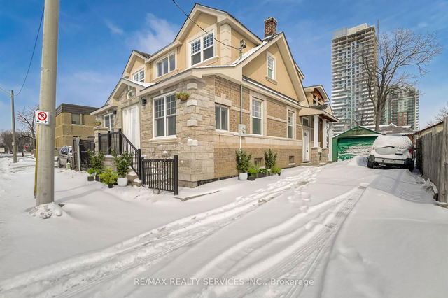 6 Trueman Street