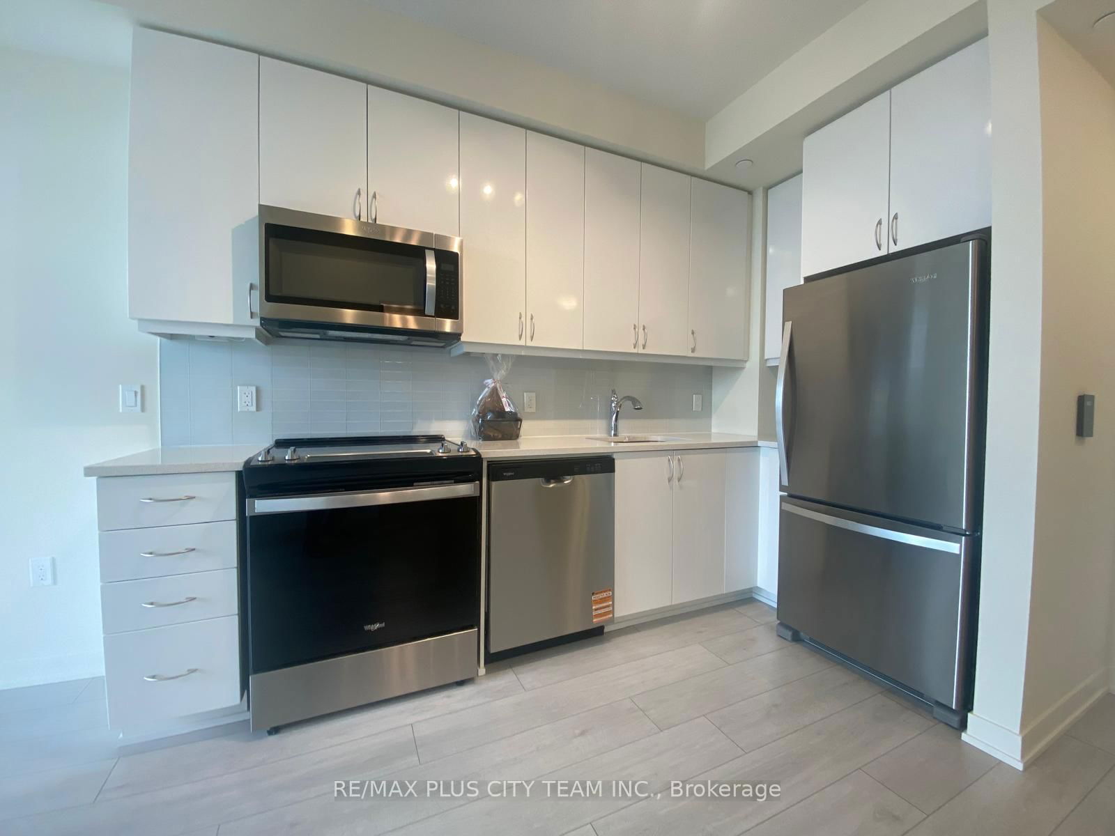 Condo for lease at 3309-38 Annie Craig Drive, Toronto, Mimico, M8V 0G9 - MLS: W12121061
