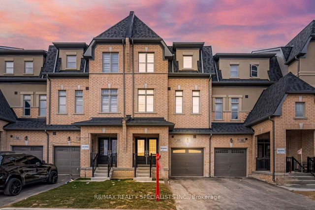 60 Foxsparrow Road