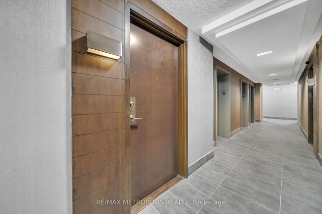 1812 - 205 Sherway Gardens Road
