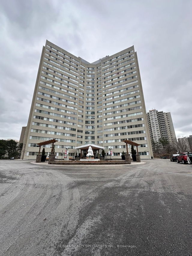 1602 - 3695 Kaneff Crescent
