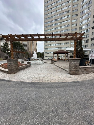 Unit 1602 — 3695 Kaneff Cres, Mississauga - Mississauga Valleys image-0-2