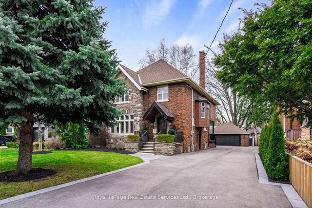 28 Thompson Avenue