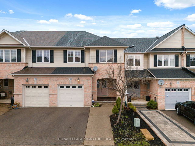 18 - 3275 Stalybridge Drive