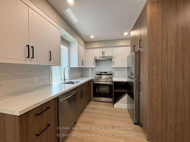 Upper Level - 76 Annette Street