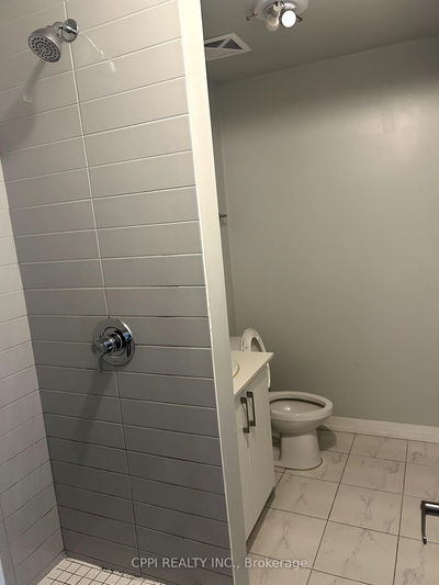 Unit 318 — 402 The East Mall Dr, Toronto - Islington-City Centre West image-0-4