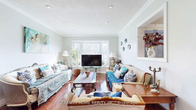 3441 Sanderling Crescent