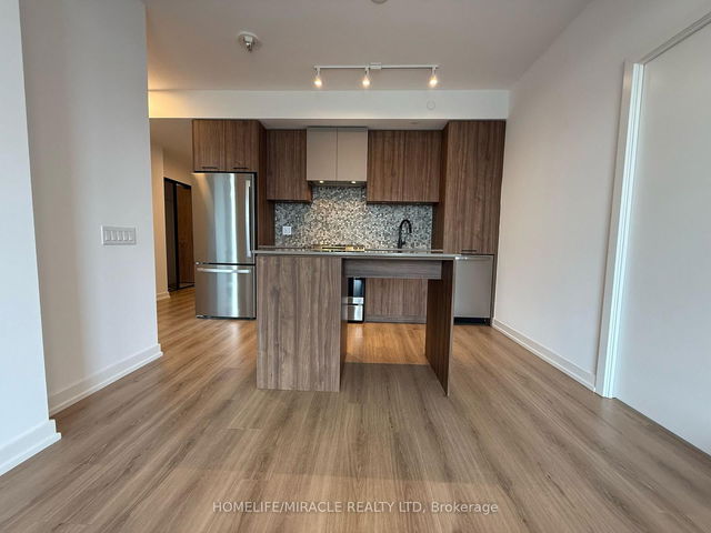 306 - 10 Lagerfeld Drive