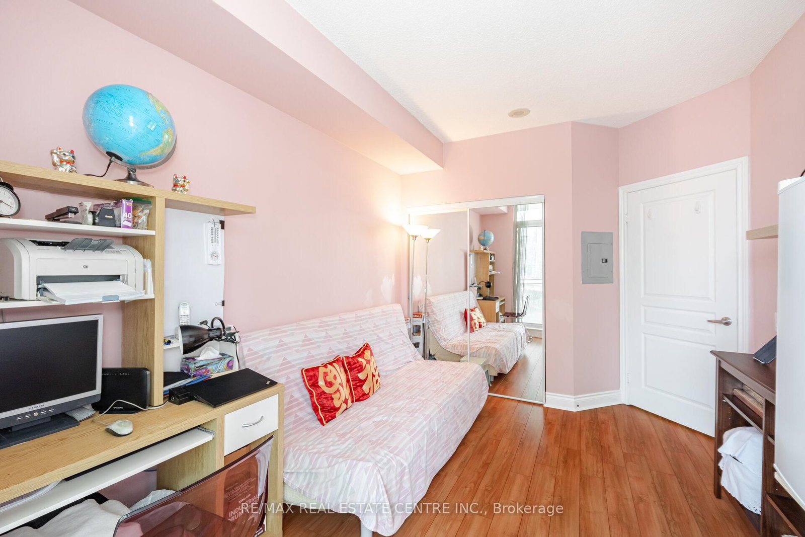 Listing Image 22