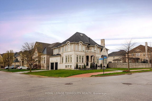 18 Dalmeny Drive