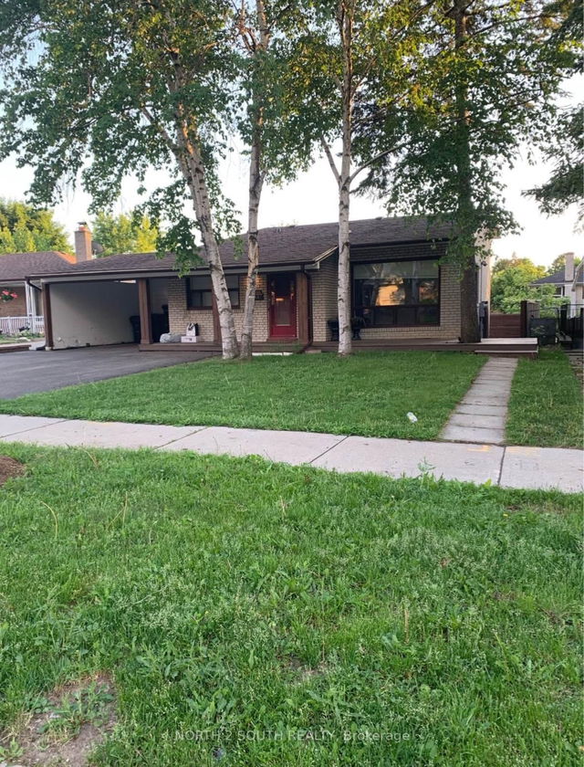 #Main - 53 Roskell Crescent