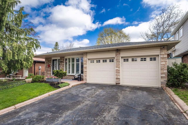 2217 Lancaster Crescent
