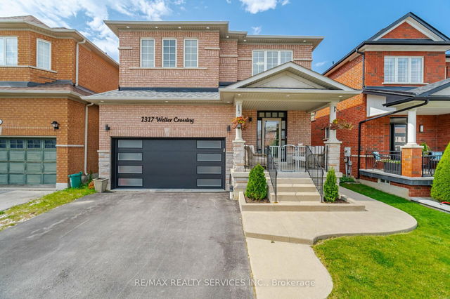 1317 Weller Cross