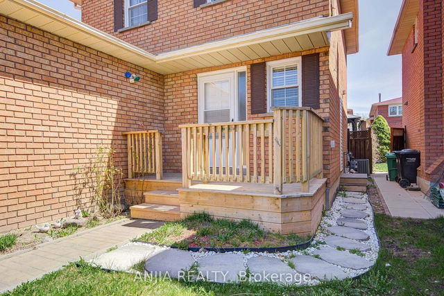 91 Dumfries Avenue