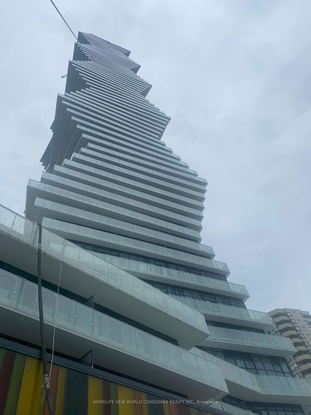 1105 - 3883 Quartz Road