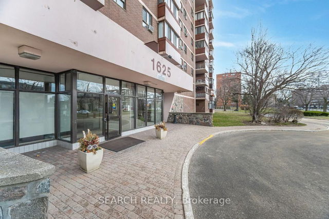 1118 - 1625 Bloor Street