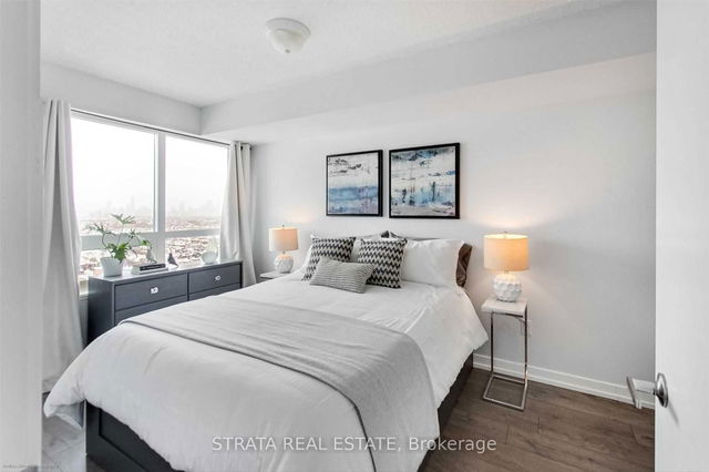 2112 - 1420 Dupont Street
