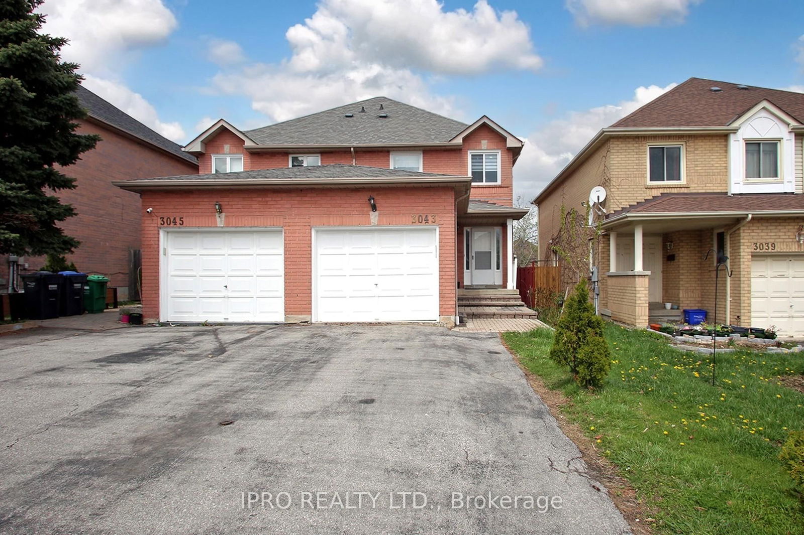 Semi-Detached House for sale at 3043 Pendleton Road, Mississauga, Meadowvale, L5N 7C5 - MLS: W12123129