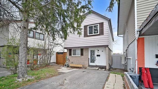 10 Hillpark Trail
