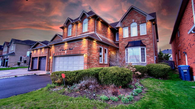 87 Sprucelands Avenue