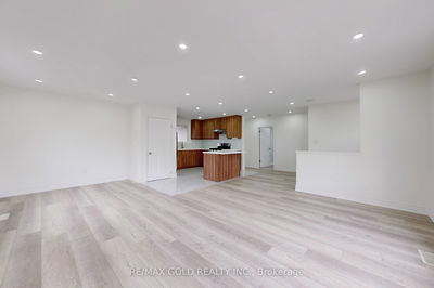 70 Kimbark Dr, Brampton - Northwood Park image-0-3