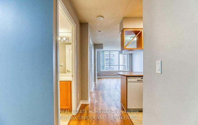 1907 - 4080 Living Arts Drive