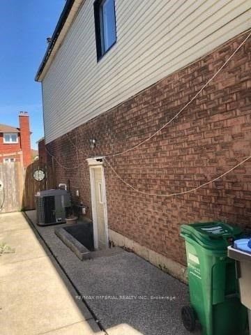 Lower - 657 Thamesford Terrace