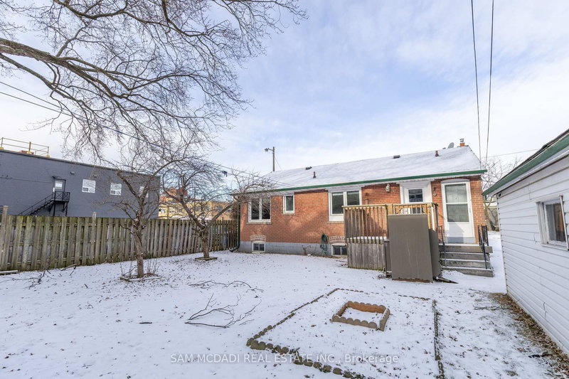 Lower - 64 Florence Dr, Oakville, L6K 1V6 | Image 3