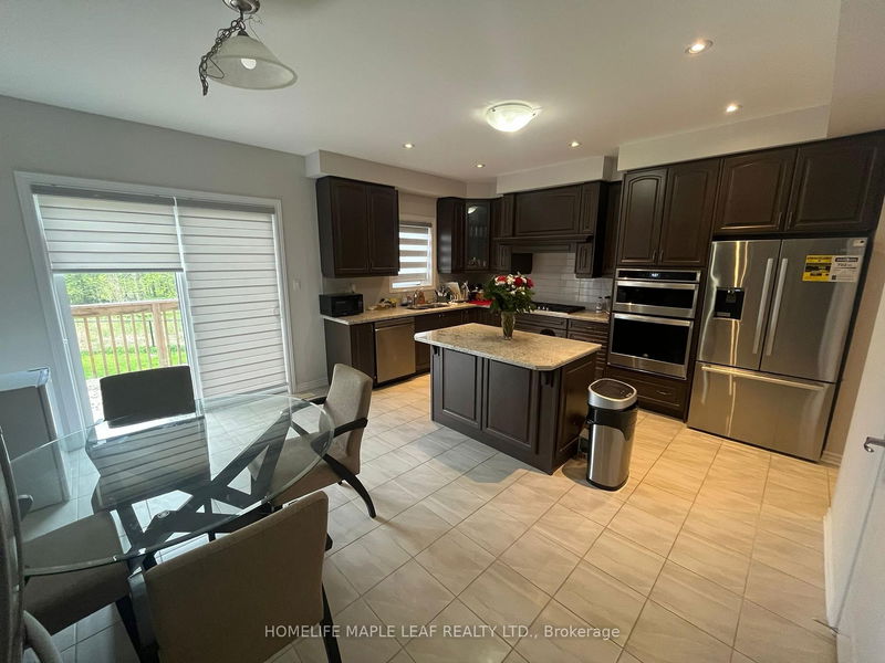 home for lease on Room 2-25 Hawtrey Road
