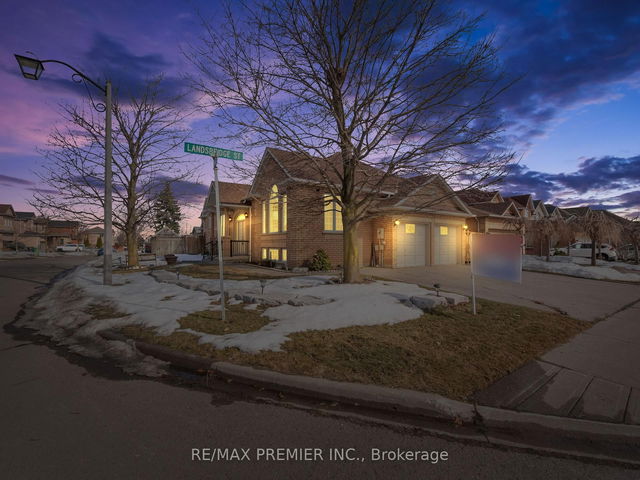 1 Shady Glen Crescent