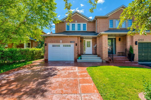 1220 Old Oak Drive