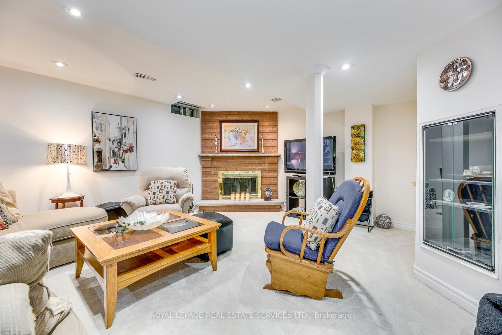 Listing Image 35