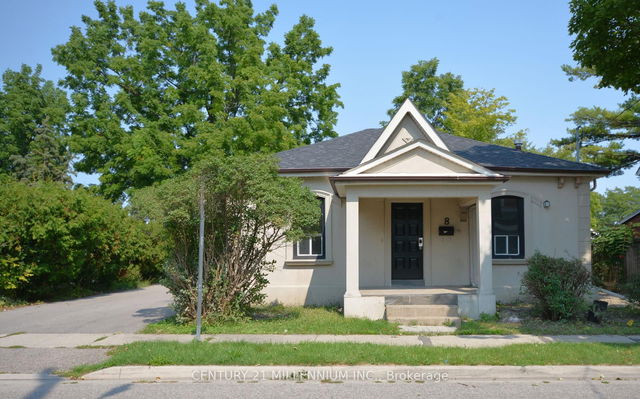8 West Street