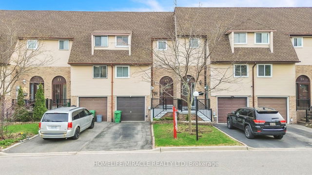 22 Rosset Crescent