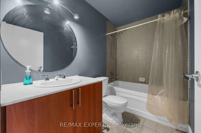 Unit 115 — 1001 Roselawn Ave, Toronto - Briar Hill-Belgravia image-0-4