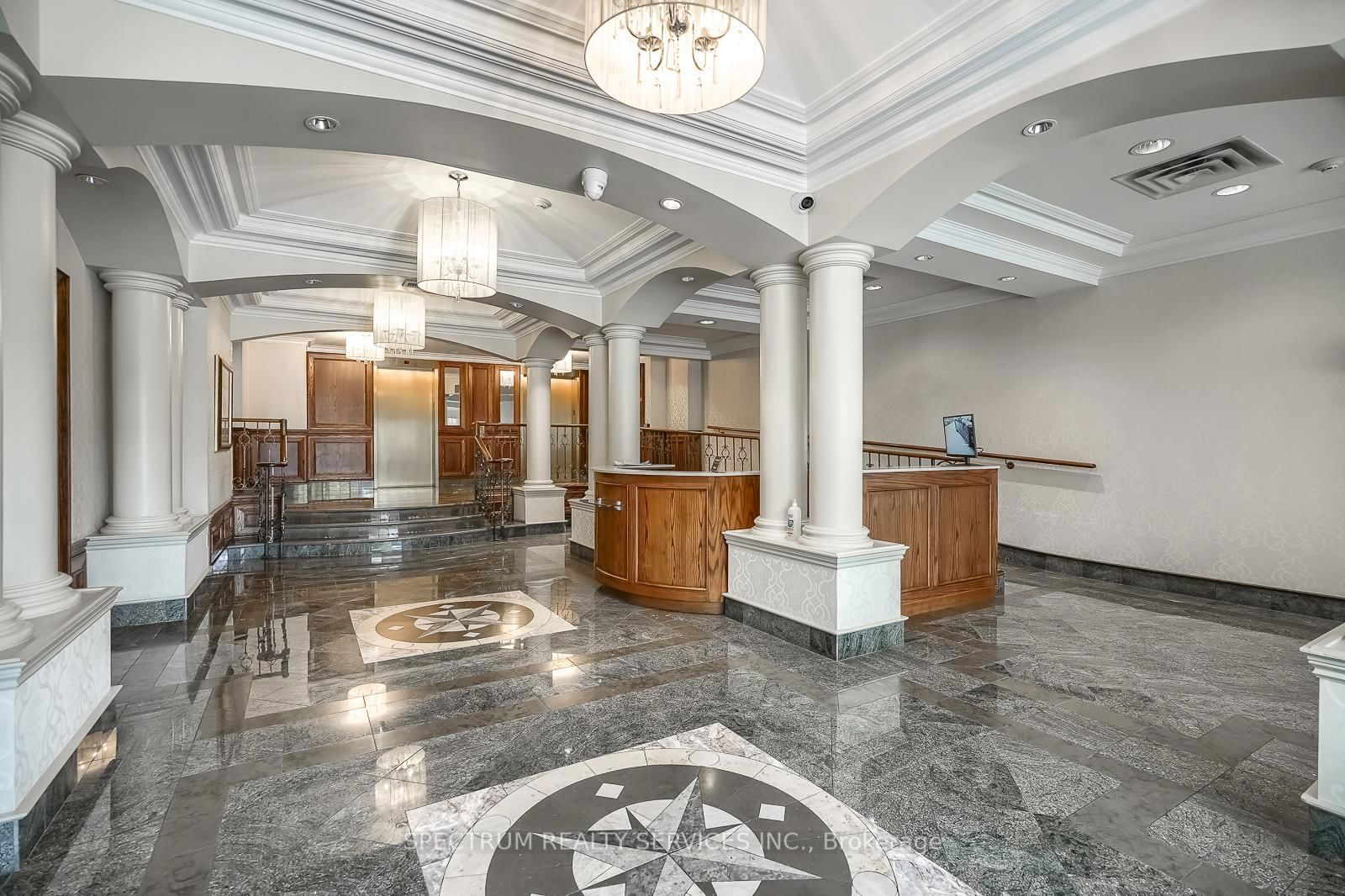Condo for sale at 109-12 Old Mill Trail, Toronto, Kingsway South, M8X 2Z4 - MLS: W12124222